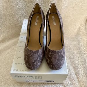 Geox Women's Audalies pumps (size 6)